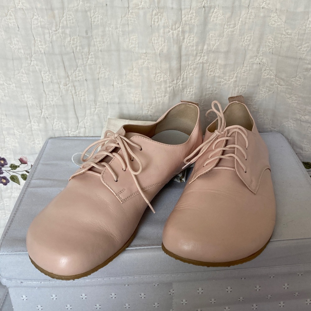 Elegant Pink Women's Lace-Up Flats